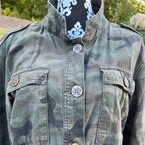 Camouflage lightweight jacket - Picture 2 of 4